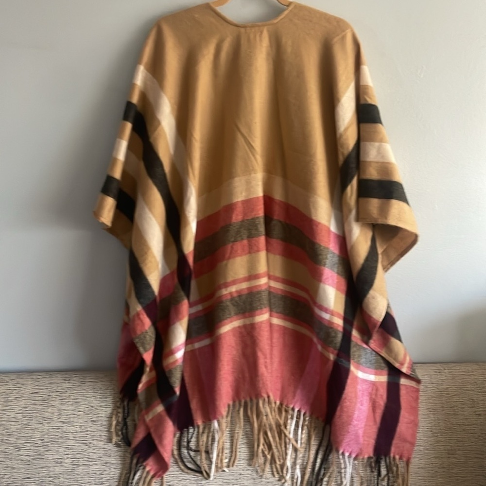 Women's Woolrich Luxe Soft Cozy Blanket Scarf Wrap Ruana Fringed One-Size - Picture 9 of 13